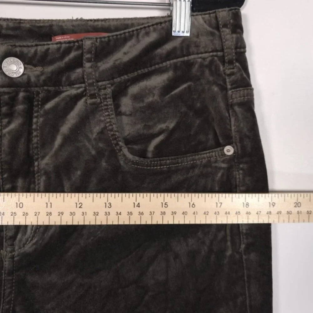 Anthropologie Pilcro Women’s Demilune Boot Velvet Flare Jeans MOSS Size 31‎